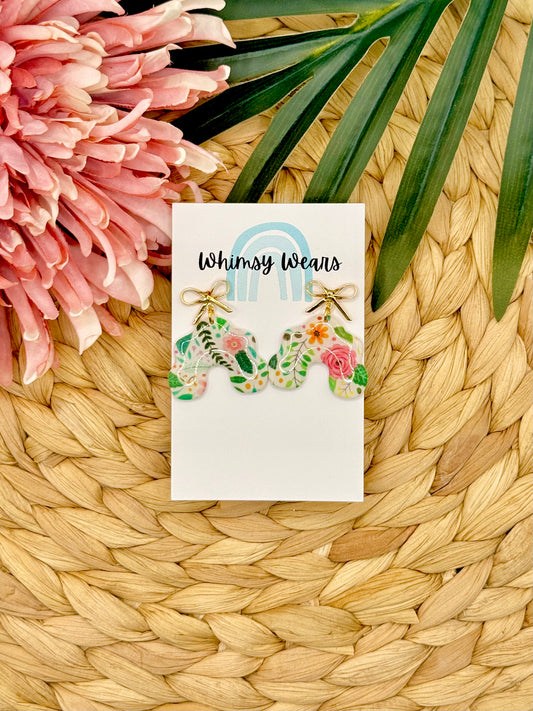 Spring Floral Scalloped Arches