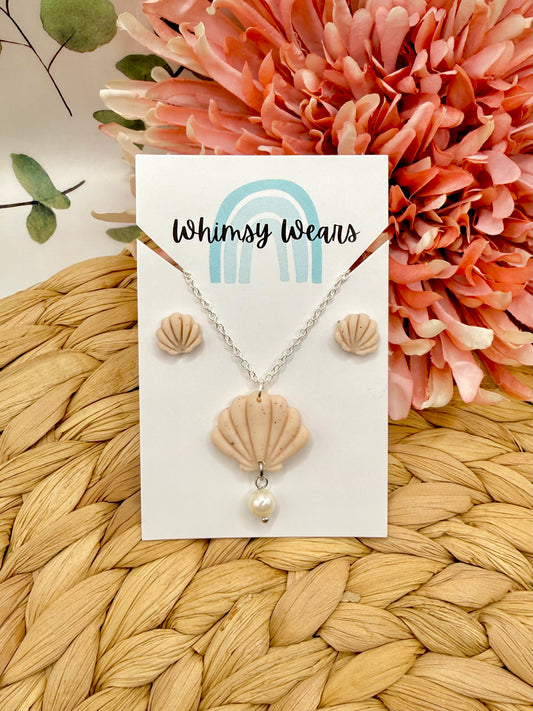Pearly Shell Necklace & Stud Set