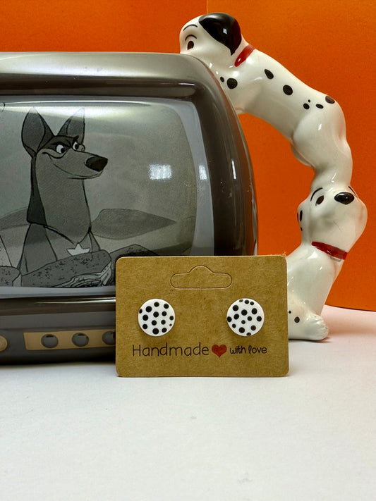 Spotty Dog - Circle Stud
